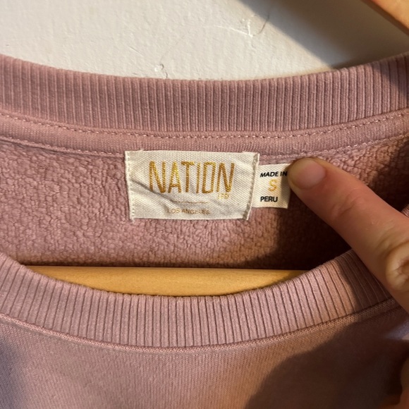 NATION Sweatshirt, ruffled/puff shoulders - Picture 4 of 6